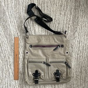 Tano cross body messenger bag